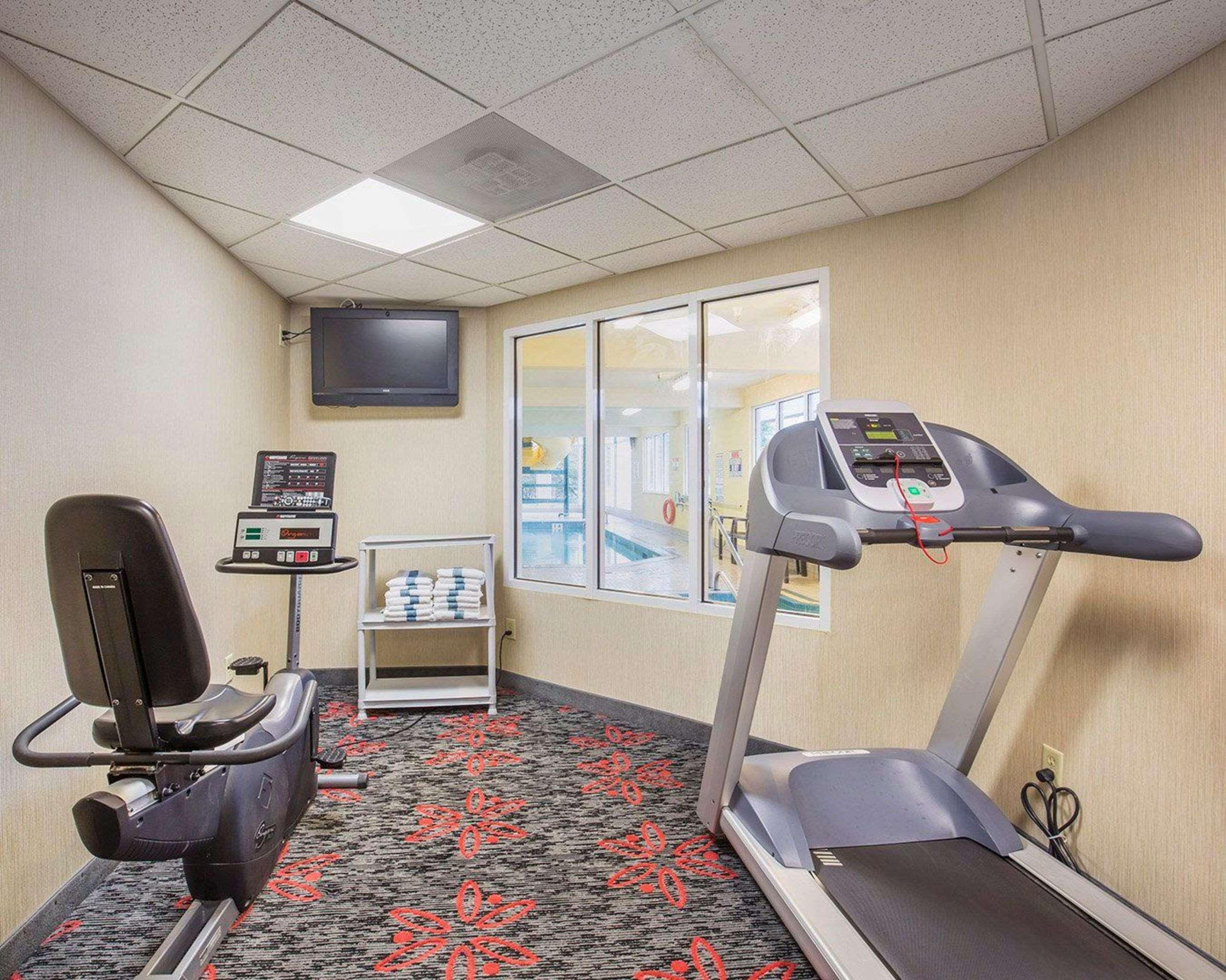 Comfort Inn & Suites University Calgary Ngoại thất bức ảnh
