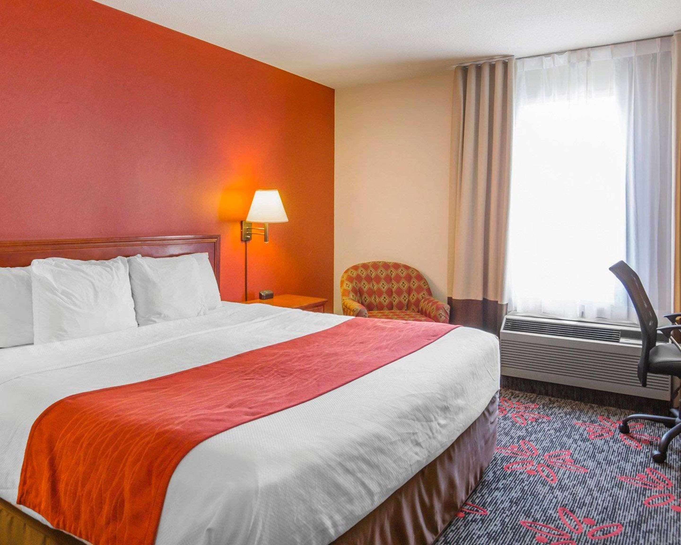 Comfort Inn & Suites University Calgary Ngoại thất bức ảnh