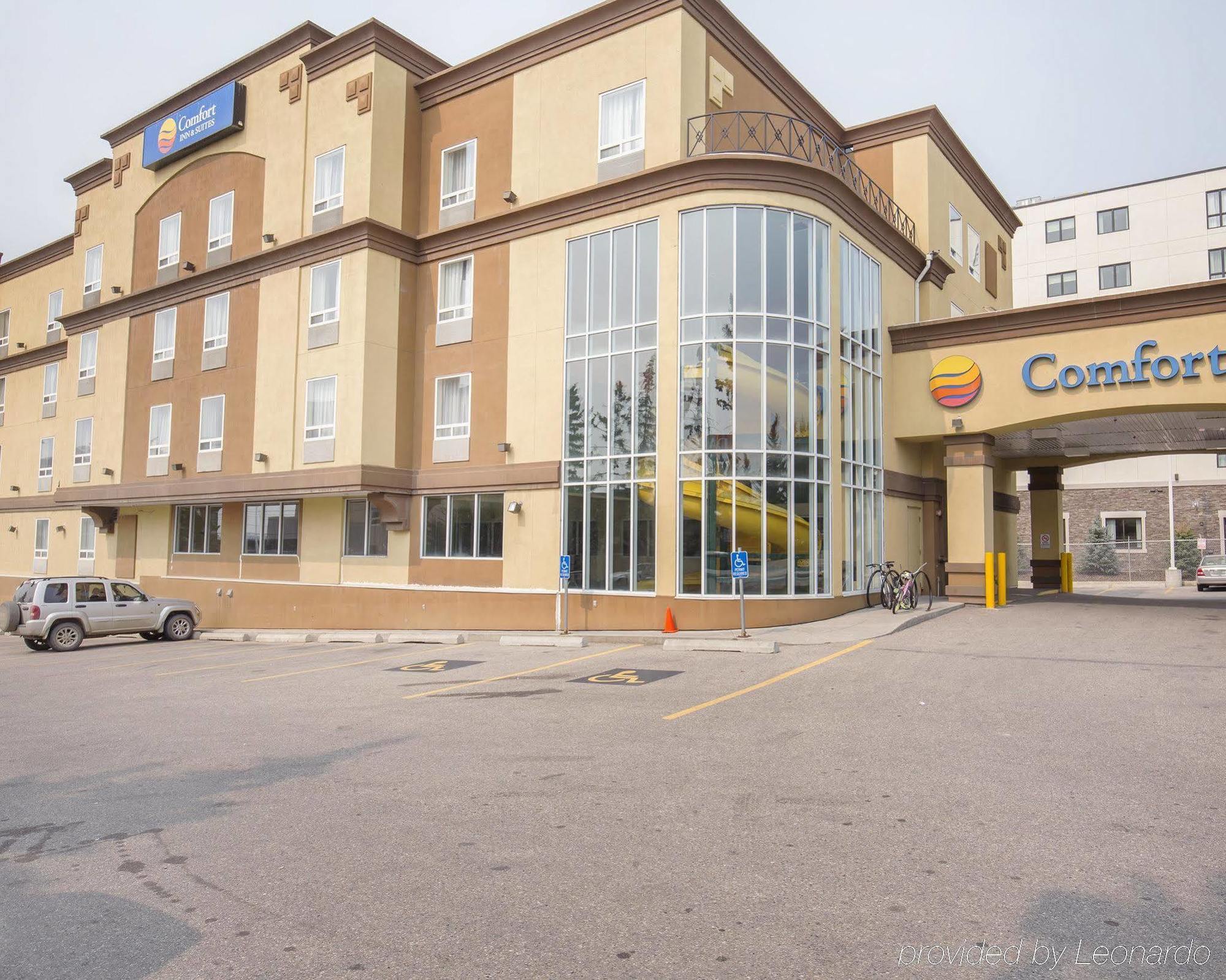 Comfort Inn & Suites University Calgary Ngoại thất bức ảnh