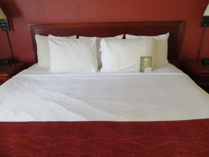 Comfort Inn & Suites University Calgary Ngoại thất bức ảnh