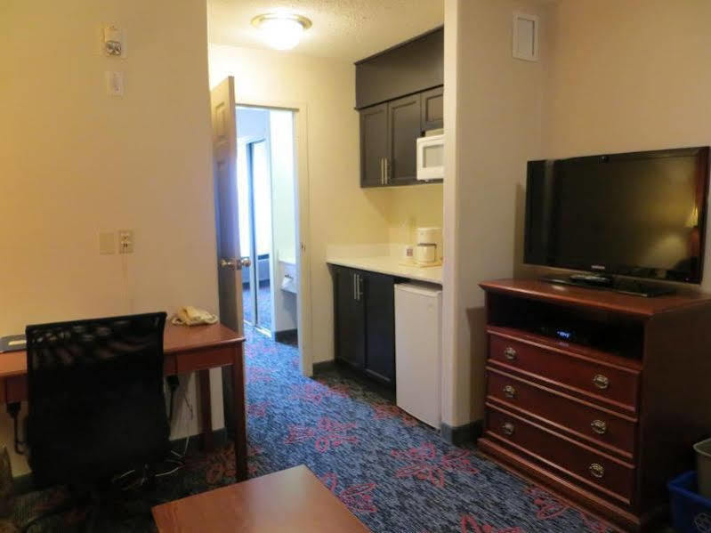 Comfort Inn & Suites University Calgary Ngoại thất bức ảnh